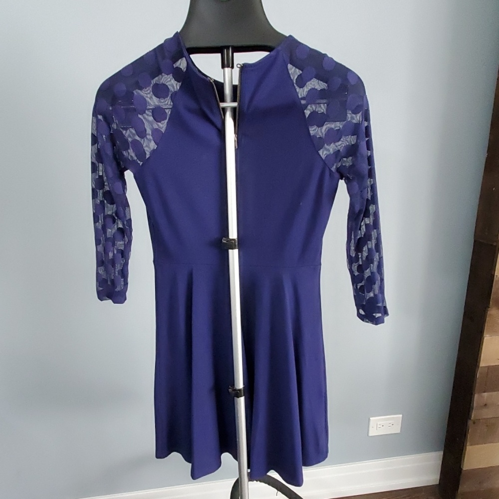 Dress - Picture 2 of 4